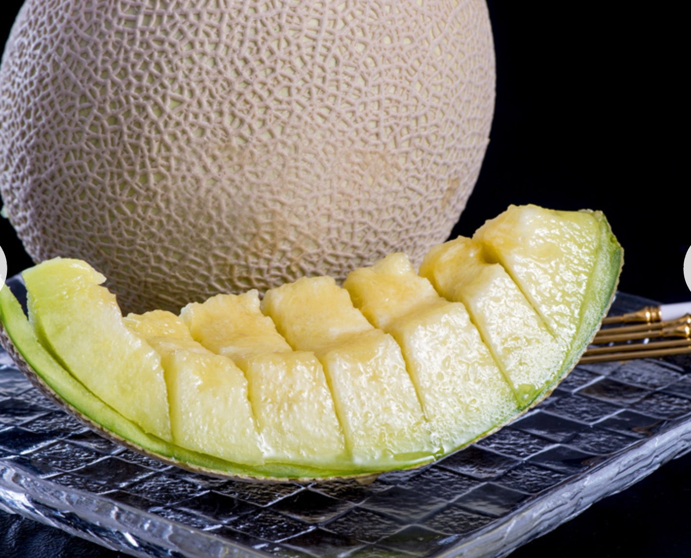 クラウンメロン静岡県産 白等級7〜9kg（5〜6玉）贈答品